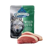 Blue Buffalo Blue Wilderness Wild Cuts Trail Toppers Chunky Duck Bites in Hearty Gravy 3 oz I016938